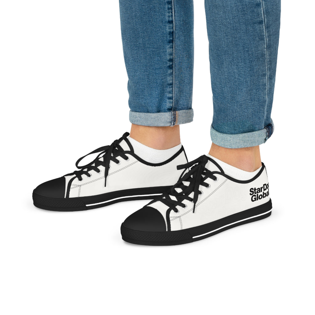 Stardog Global White Low Top Sneakers